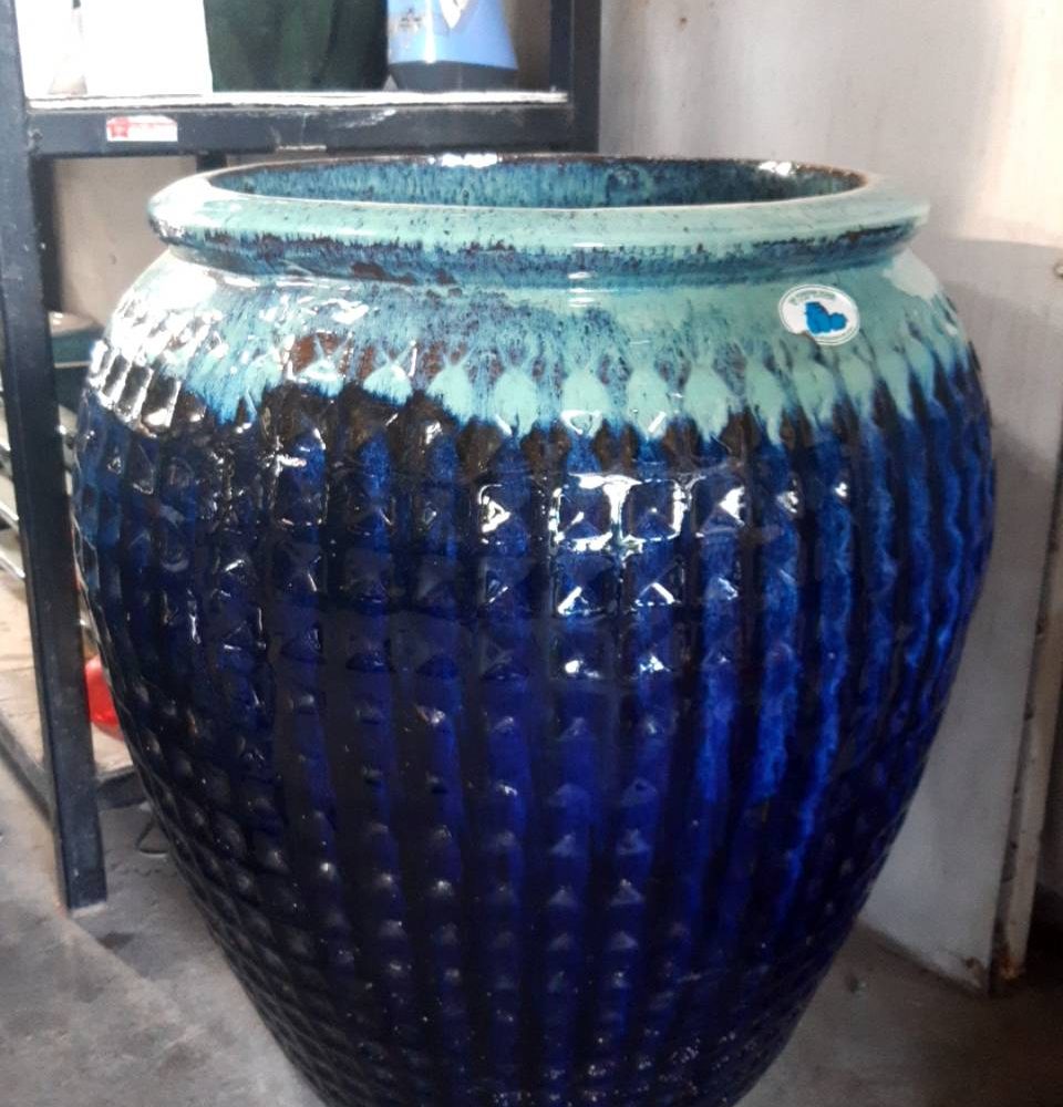 Blue dot pattern ceramic planter